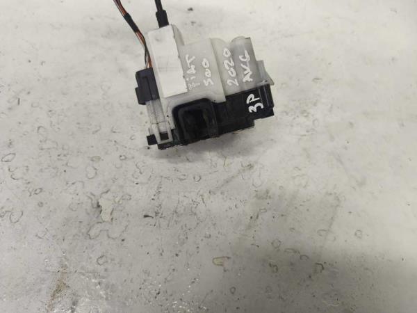 SERRURE DE PORTE AVANT GAUCHE FIAT - Vue 2